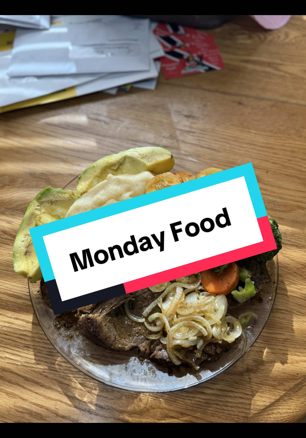 A post by @ on TikTok caption: Today’s Monday Menu… #menwhocook #meninthekitchen #mondaymenu #homecookedmeal #trini_tiktoks #fyp #fypシ #mrstewart #reureu #foodtiktok #goodenergy #monthofjuly 
