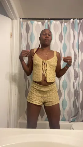 A post by @teebabii25 on TikTok caption: #fyp  #trend #viral 