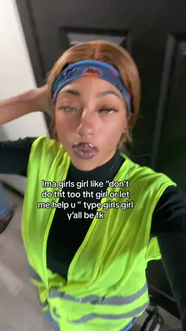 A post by @brooklynnbratt on TikTok caption: They really Oddly 😭😭really be for the men #brookiebrat #fyp 