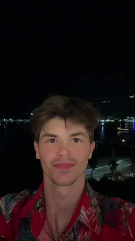 A post by @ttoddf on TikTok caption: #fyp #tiktok #vacation 