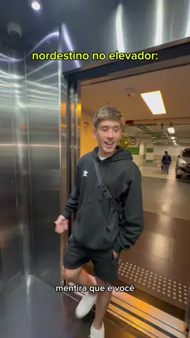 A post by @gringobaiano71 on TikTok caption: Poota meno, deixa eu subir em paz meu