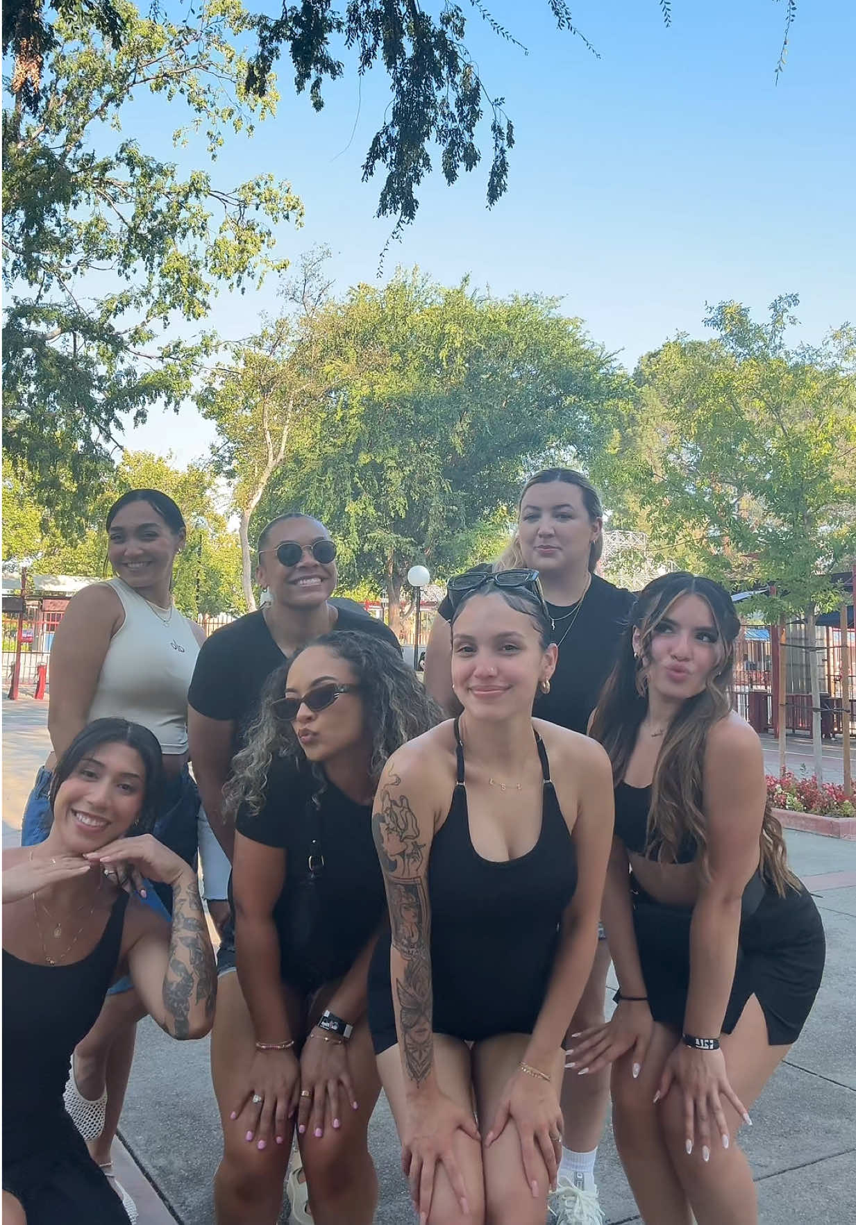 A post by @lilversachi on TikTok caption: Yall wouldn’t believe the amount of bloopers we have from this 🤣😭 #foryou #fy #fyp #viral #linkup #girls @alexabadini @Anaisha @em ☆ @JCURLY @Ashleyannel @callmeCollins.h.d.c 