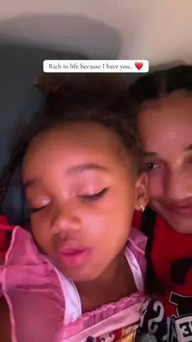 A post by @morgan_.maeva on TikTok caption: Snuggle princess 🎀💓 #girlmomlife #fyp 