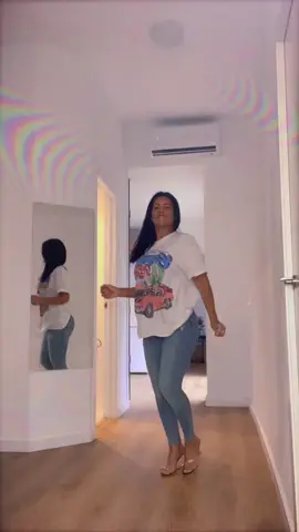 A post by @morenafit_81 on TikTok caption: #Recuerdos 