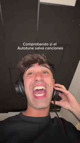 A post by @pablovr11 on TikTok caption: Yo creo que cantó fiebre de Badgyal bombisima 