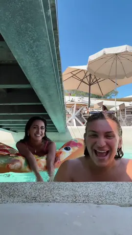 A post by @fleurfratacci on TikTok caption: Pepperoni pizza 🍕 