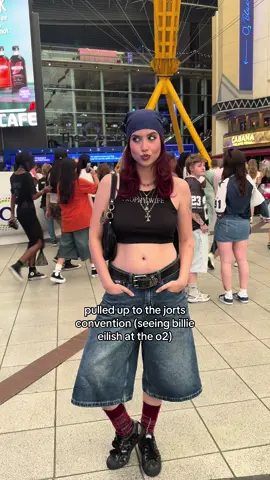 A post by @abbyroberts on TikTok caption: the girlies got the memo #bilieeilish #jorts 