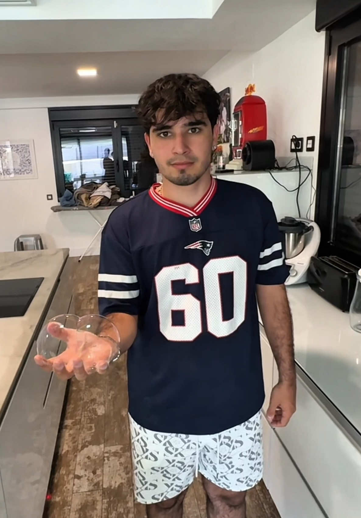 A post by @adribylus on TikTok caption: Truco o trato jajaj