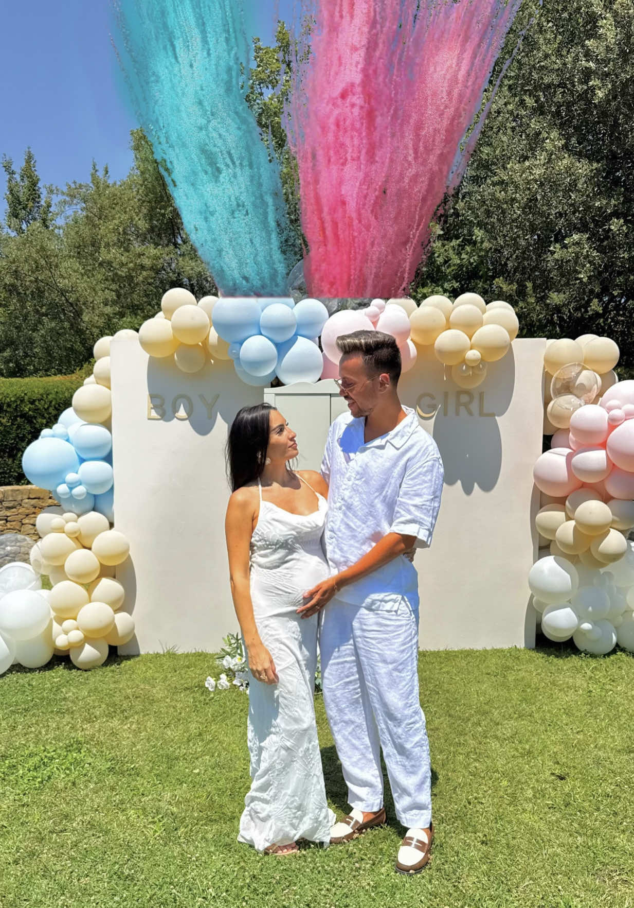 A post by @benoit_chevalier on TikTok caption: Garçon 🩵 ou fille 🩷