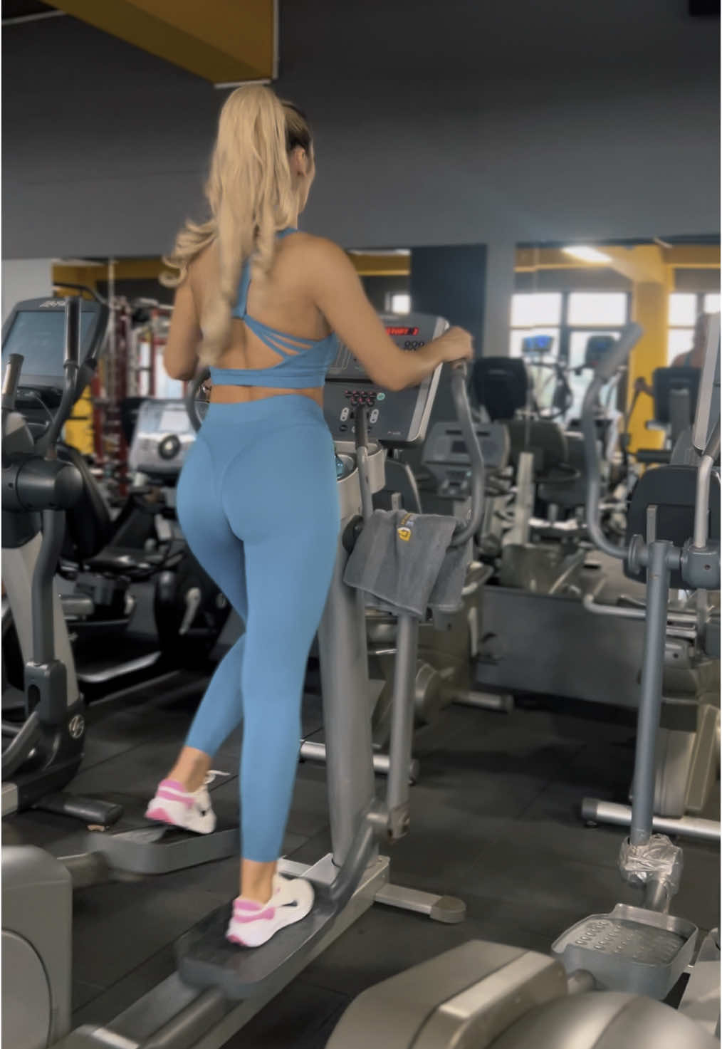 A post by @mihaelahoma on TikTok caption: @NicoleDMar 👱‍♀️  #cardio #blondehair #fitnessgirl #onemore💛 🩱👇 @karma.originalshop 