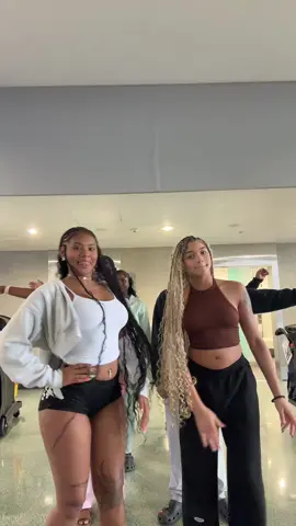 A post by @ms.aylathegoddess on TikTok caption: HAIII from MIAMIII🌴🔥😝#fyp 