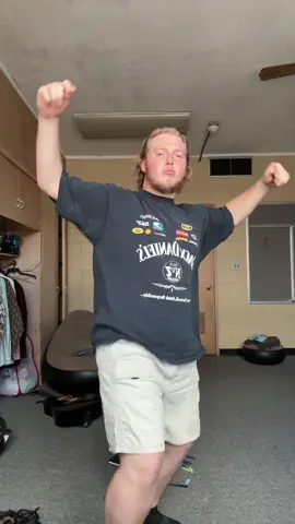 A post by @av.cope on TikTok caption: some hip work to brighten your day 