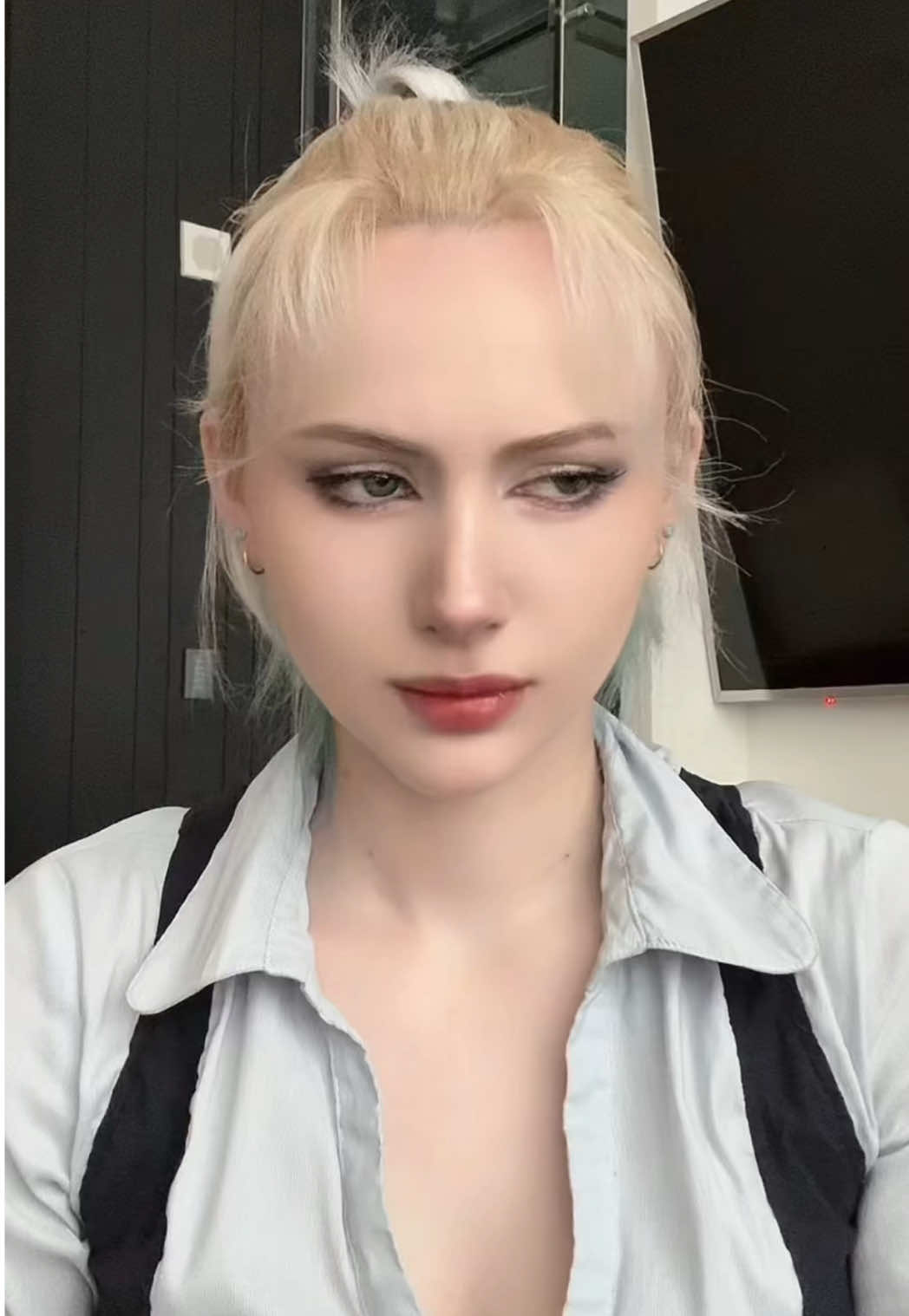 A post by @goldenraetio on TikTok