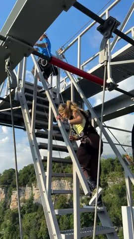 A post by @pokrov on TikTok caption: Я и боюсь?😅