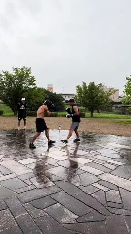 A post by @geroooo_ariass366 on TikTok caption: Quedan 42😬