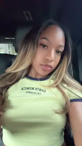 A post by @theyenvybrooklyn1 on TikTok caption: New color literally in love !!