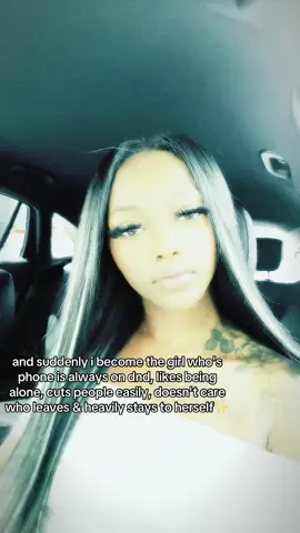 A post by @azthedoll on TikTok caption: 🙇🏾‍♀️🙇🏾‍♀️ #fypシ #foryou #4u #viral #fyppppppppppppppppppppppp #azdadonn #azthedon 