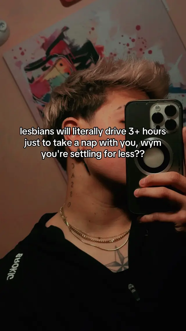 A post by @kaydaroz on TikTok caption: And I’m confident the hook in this song seems familiar to the community js lmao #fypシ゚viral #trending #wlw #wuhluhwuh #views 