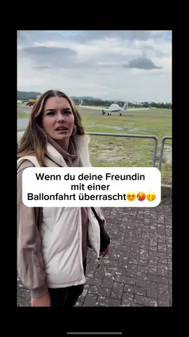 A post by @manja_faiez on TikTok caption: Wie würdet ihr reagieren?🤣🥵#fyp #foryouupage ##typischfrau #typischmann #nomobbing #justtfgorfun#couplecomedy #funnyvideos#fypシ #fypage #fürdich #goviral #viralvideo #viraltiktok#nehmtesmithumor
