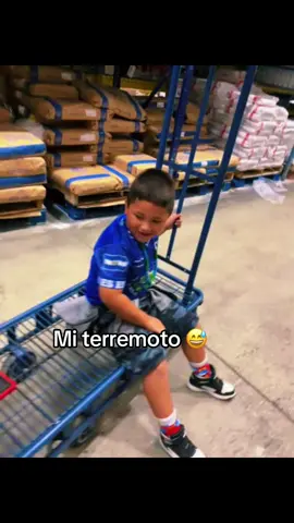 A post by @maira.h.r on TikTok caption: #viral #enparatitiktok❤ #🇸🇻 #💪🏻🔥 #foryoupageee 