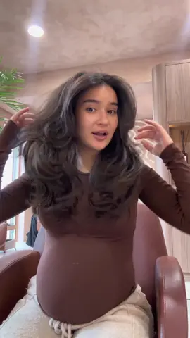 A post by @ on TikTok caption: Antwoorden op @★ 𝐍𝐎𝐎𝐑 ★ nu mag het gebeuren! Geen spon trouwens