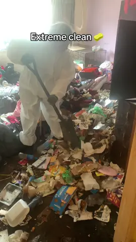 A post by @thecleanupcompany on TikTok caption: It’s not just clean it’s genie clean 🧼 