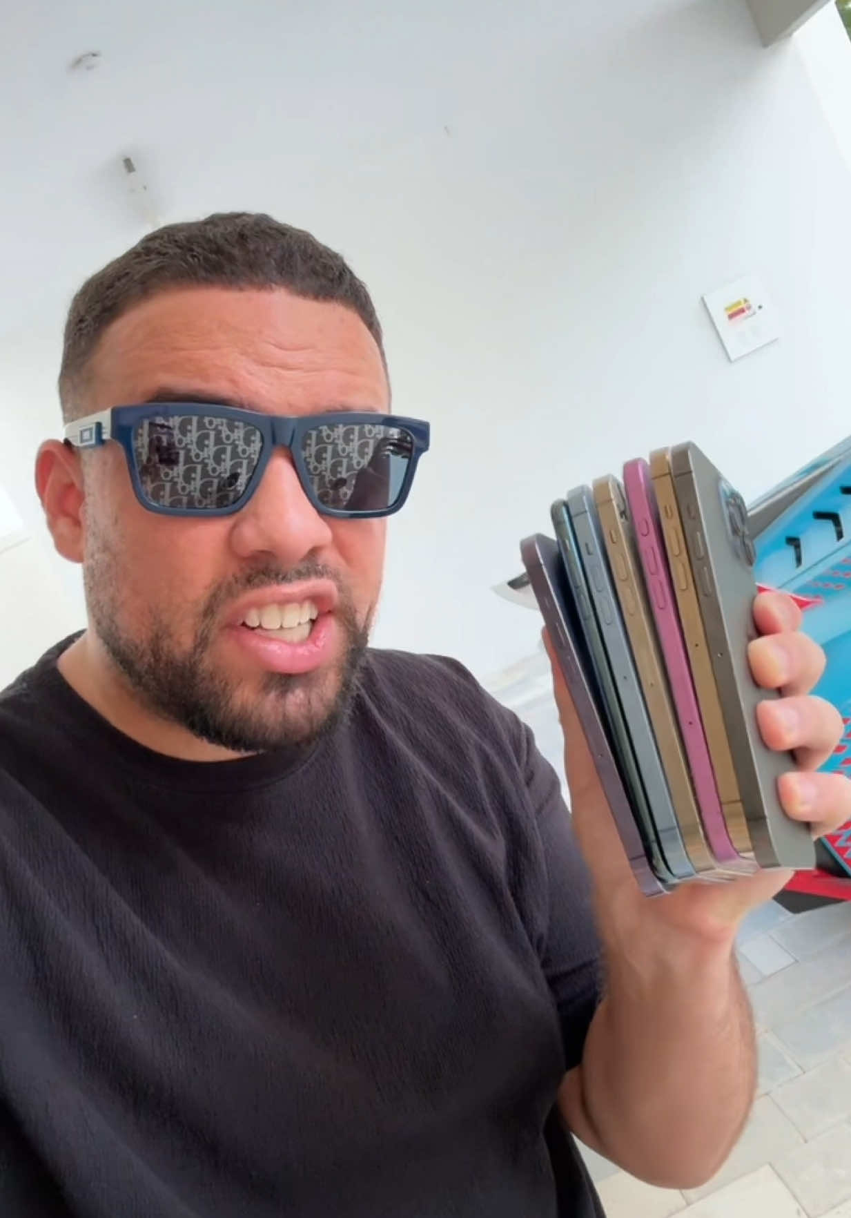 A post by @zkisbackspam on TikTok caption: Réponse à @MehdiAMG 🔨 