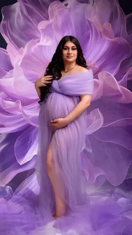 A post by @sakira_anays89 on TikTok caption: 🥹🥹#fyp #videoviral #fatamea #babylove #maternityphotoshoot 