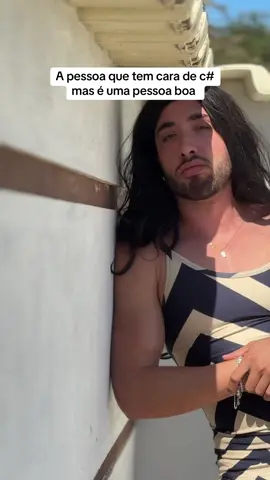 A post by @thallyssonsb on TikTok caption: A cara é feia mas o coração é lindo 
