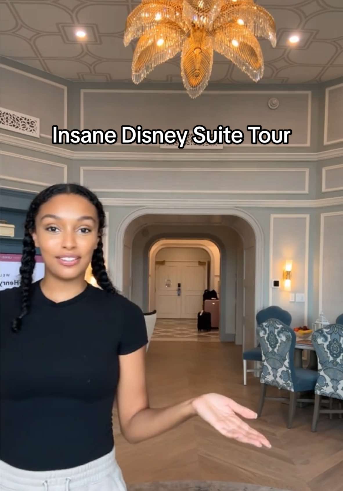 A post by @kyrahenry_ on TikTok caption: Never posted this room tour but still dreaming about it 🥹✨ So grateful for Disney! #disney #disneyworld #roomtour #disneyhotel #travel #wdw #brandtrip #momsoftiktok #grandfloridian 