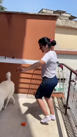 A post by @38larisa7 on TikTok caption: #accadeoggi 