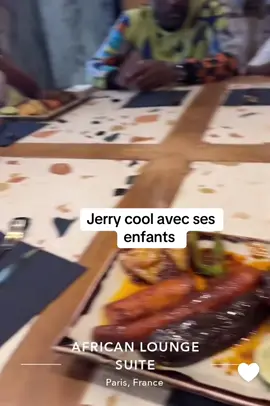A post by @2bs51 on TikTok caption: #tiktok #tiktokfrance🇨🇵 #tiktokmali🇲🇱223 