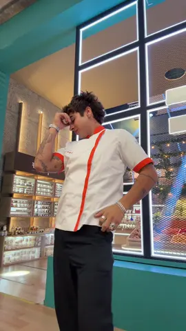 A post by @matiasochoa022 on TikTok caption: creen que puedo ser buen cocinero?