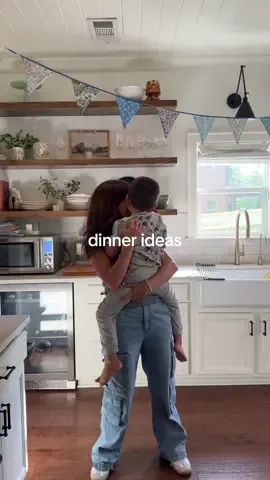 A post by @cecilybauchmann on TikTok caption: I think my life is changed ✨😭full list below bc we don’t gatekeep here🫶🏼 1. Taco Night 	•	Ground beef or turkey 	•	Taco seasoning 	•	Soft & hard taco shells 	•	Toppings: shredded lettuce, tomato, cheese, sour cream, salsa 	•	Optional: avocado/guac, canned corn, black beans Alt for picky eaters: Make quesadillas or taco bowls #Ýtưởngchobữatối #dinnertime #dinnerrecipe #motherhood  2. Baked Ziti or Pasta Night 	•	Pasta (ziti or penne) 	•	Marinara sauce 	•	Ground beef or sausage 	•	Mozzarella & Parmesan 	•	Garlic bread 	•	Side salad Alt: Butter noodles or plain pasta with cheese 3. Sheet Pan Chicken Tenders & Roasted Veggies 	•	Chicken breast or tenders 	•	Panko breadcrumbs + eggs (for homemade tenders) 	•	Baby potatoes or sweet potatoes 	•	Broccoli, carrots, or bell peppers Alt: Save some plain chicken for wraps or nuggets  4. Breakfast for Dinner 	•	Eggs, bacon or sausage 	•	Pancakes or waffles 	•	Fresh fruit 	•	Yogurt Alt: Cereal or toast + peanut butter for youngest