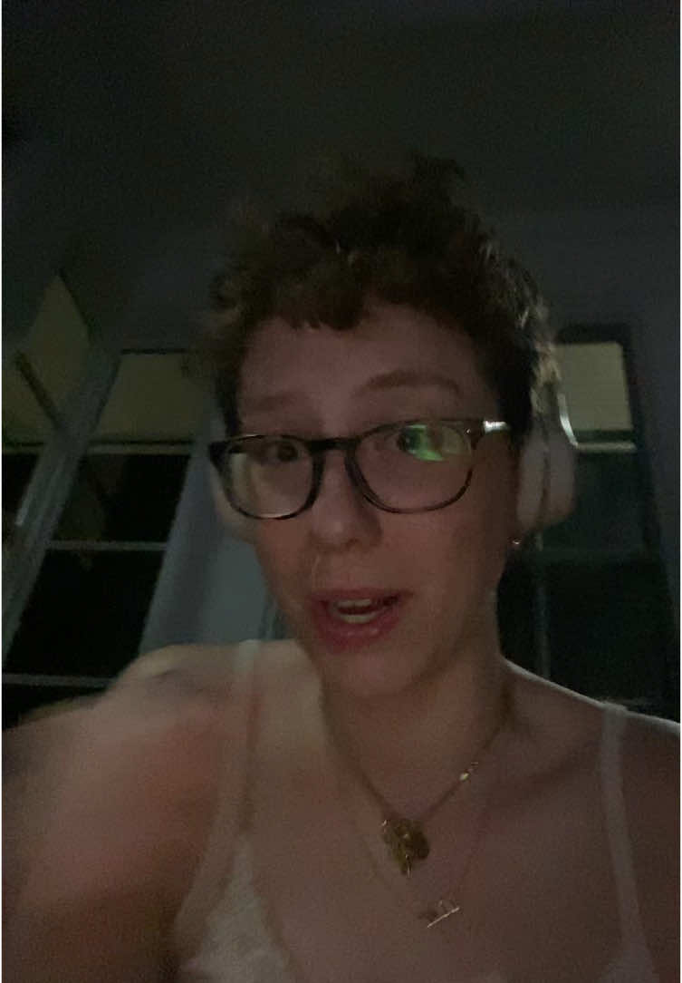 A post by @xo_pennypink on TikTok caption: Friends only is a real description #friendsonly #mutuals #newfriends 