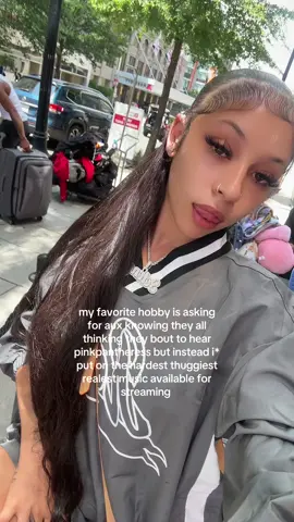 A post by @selenaaryanaa on TikTok