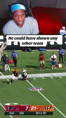 A post by @mrcharlesjr1 on TikTok caption: Twitch:mrcharlesjr #mrcharlesjr1 #mrcharlesjr #streamerclips #fyp #foryoupage #yapper #jamarrchase #bengals  #bengalsfootball #nfl #atlantafalcons  #football 