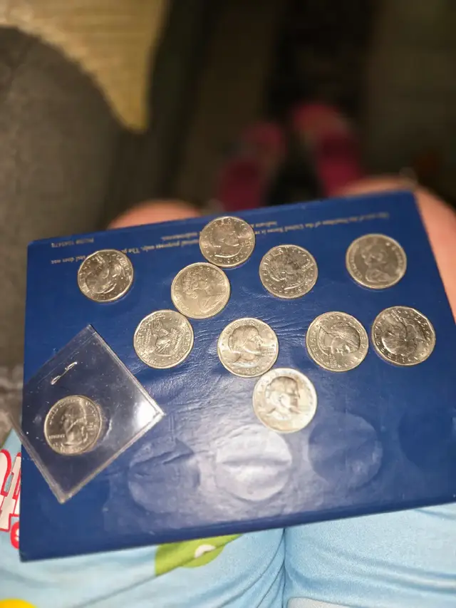 A post by @jamiejohnson0918 on TikTok caption: #value #help #forypupage❤️ #foryoupage❤️❤️ #foryoupageofficiall #fpyシ #foryoupage #collections #coinfamily #coin #old #oldcoins #coincollection #coincollecting #collecter #collect #fpy 
