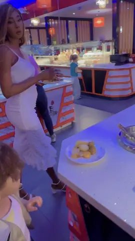 A post by @dikalova2 on TikTok caption: #fouryou #newtrend #tiktokfrance🇨🇵 #tiktokmalibamako🇲🇱❤ #CapCut #invisible #@fantibafana @kono_k_p Adams 
