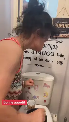 A post by @latiktokeuse83officie3 on TikTok caption: #tutorials à la guerre comme à la guerre 👌👍🤣