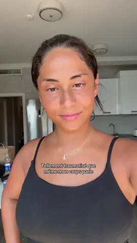 A post by @sanamdouii on TikTok caption: Une vie de chien, mais c’est pas grave j’ai un anticerne gratuit
