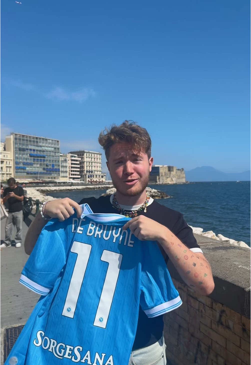 A post by @michiamanoalfa on TikTok caption: A STASERA NAPOLI 🩵