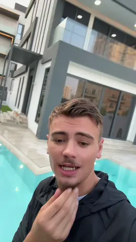 A post by @tomsursnaaaap on TikTok