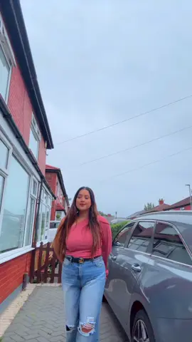 A post by @shwetadhimal22 on TikTok caption: #shopping#timnasindonesia #travellingaustralia #nepali #nepalimuser 