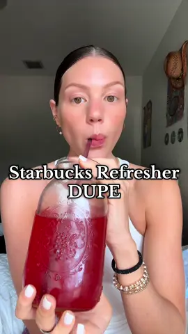 A post by @hesky on TikTok caption: it would be so yummy with lime also! #starbucksrefreshers #recipe #easyrecipe #drinkrecipe 
