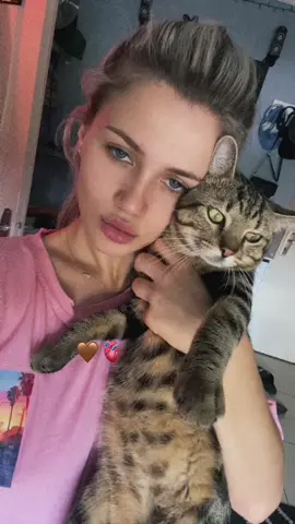 A post by @nata_kotoveanu19 on TikTok