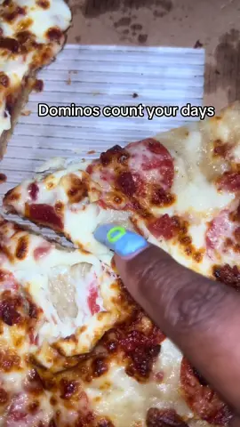 A post by @bukutriece on TikTok caption: How you forget to put sauce on the pizza?