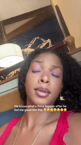 A post by @tatyanajoseph39 on TikTok caption: that mf 💩🚽✨ & siestaaaaaa🙂‍↔️😂😂