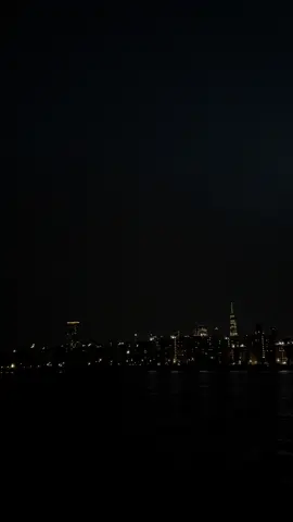 A post by @shereen7492 on TikTok caption: lightning was a paid actor⚡️ . . . #fyp #nyc #fyp #summer #xyzbca 