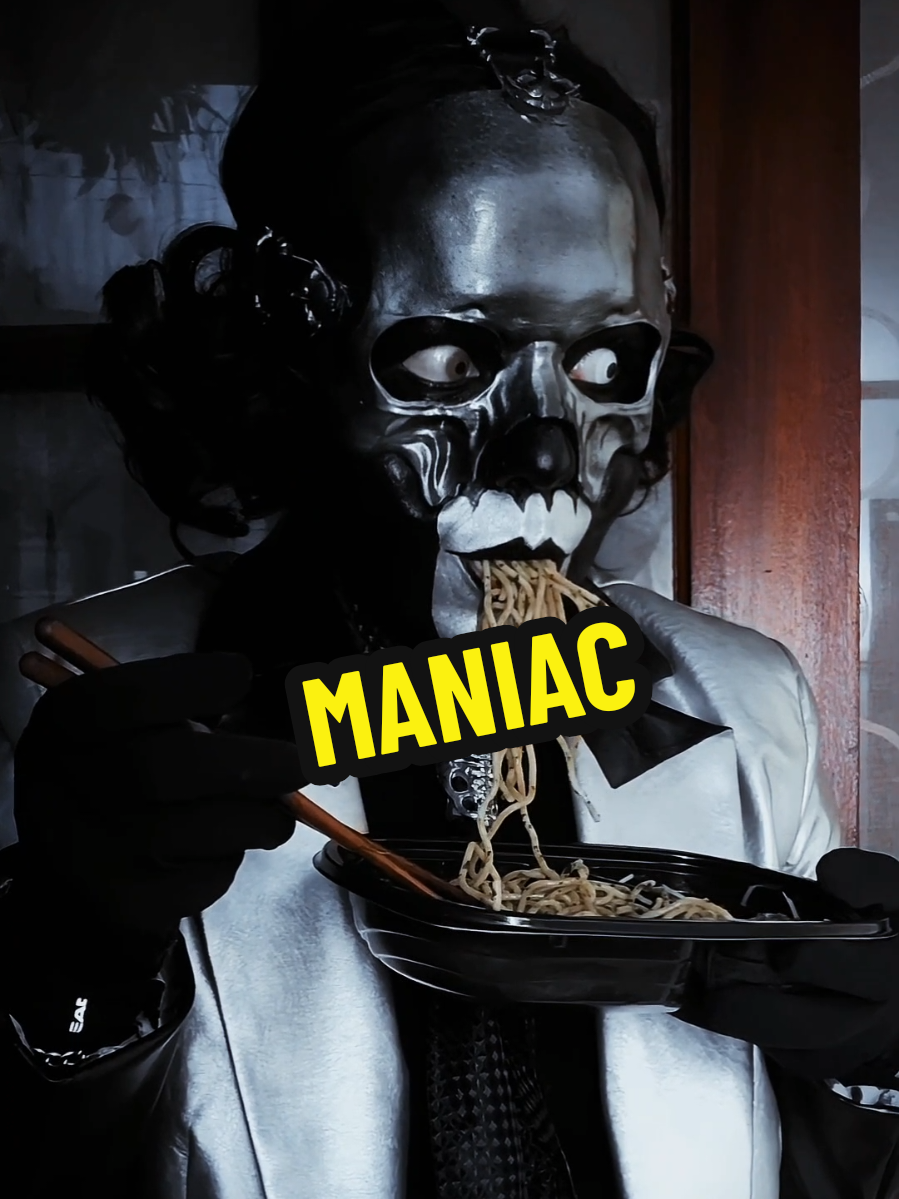 A post by @paintapairofeyes on TikTok caption: MaAaAaaaAniac . . . . #thebandghost #skeleta #papaperpetuacosplay #papaivcosplay #papacopia 